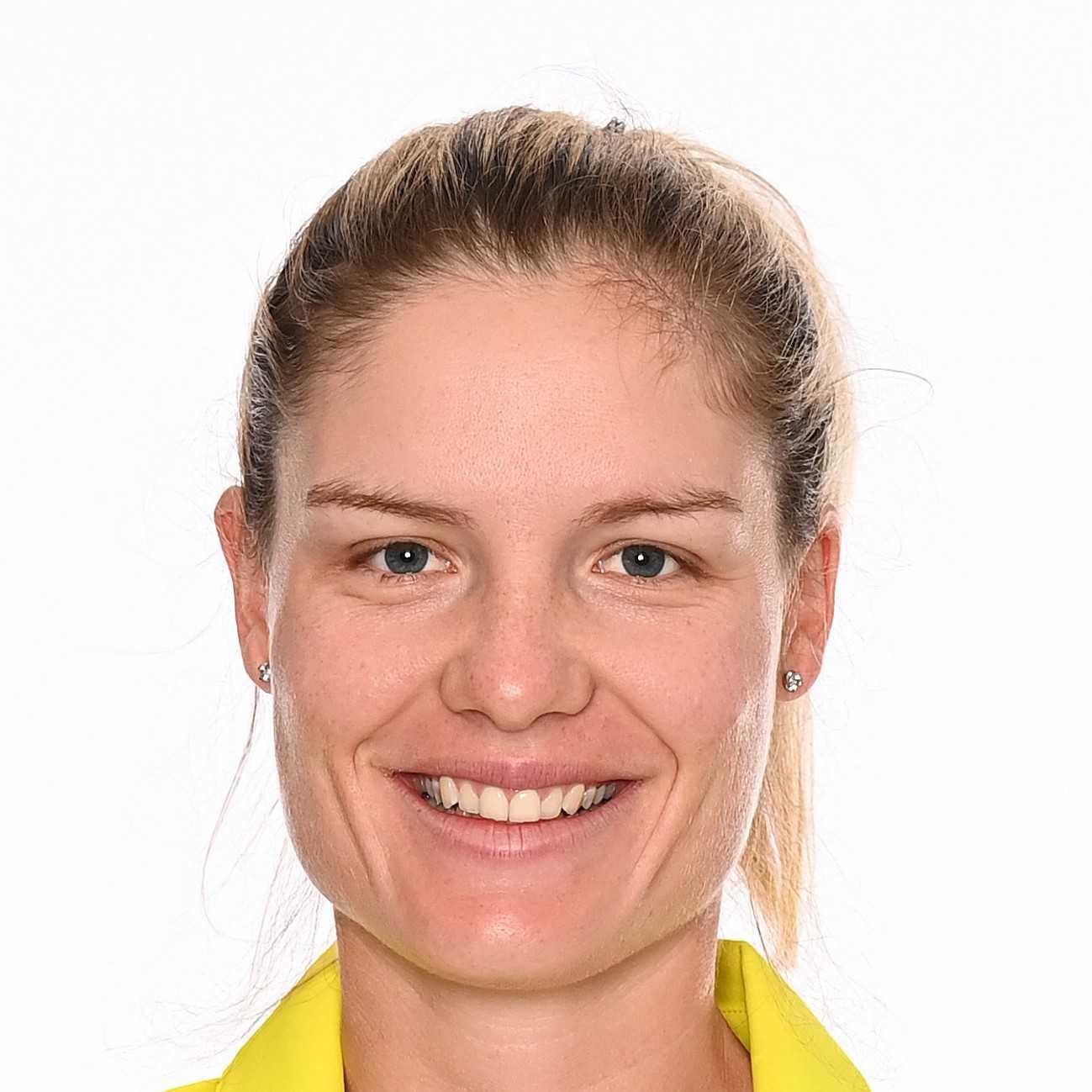 Image of Nicola Carey