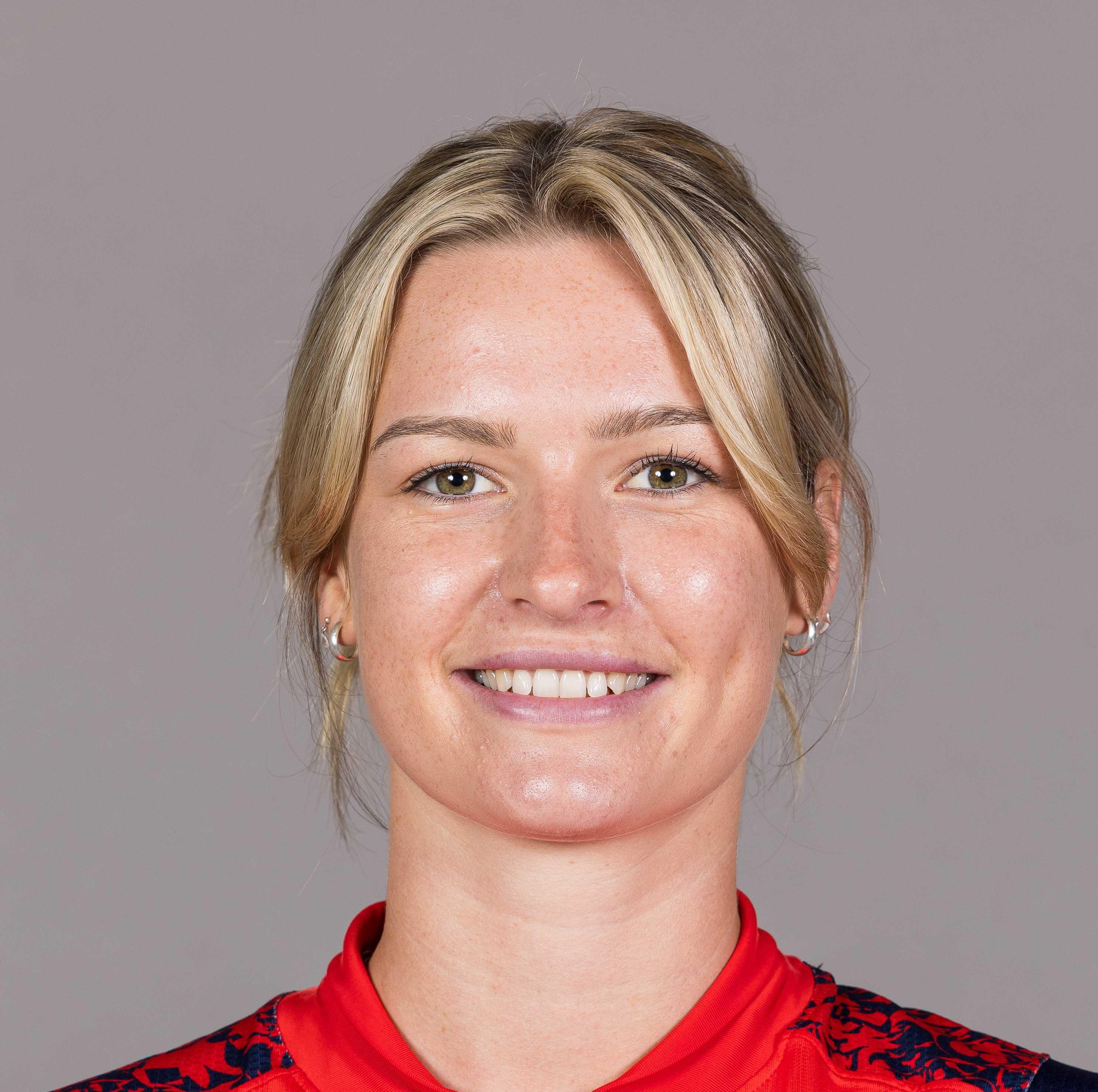 Image of Lauren Bell